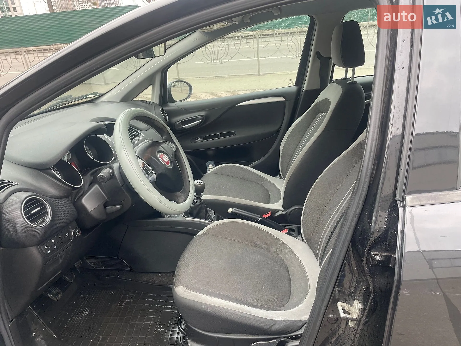 Fiat Punto 2012 VIN ZFA19900001879784 фото оголошення 10 з 13