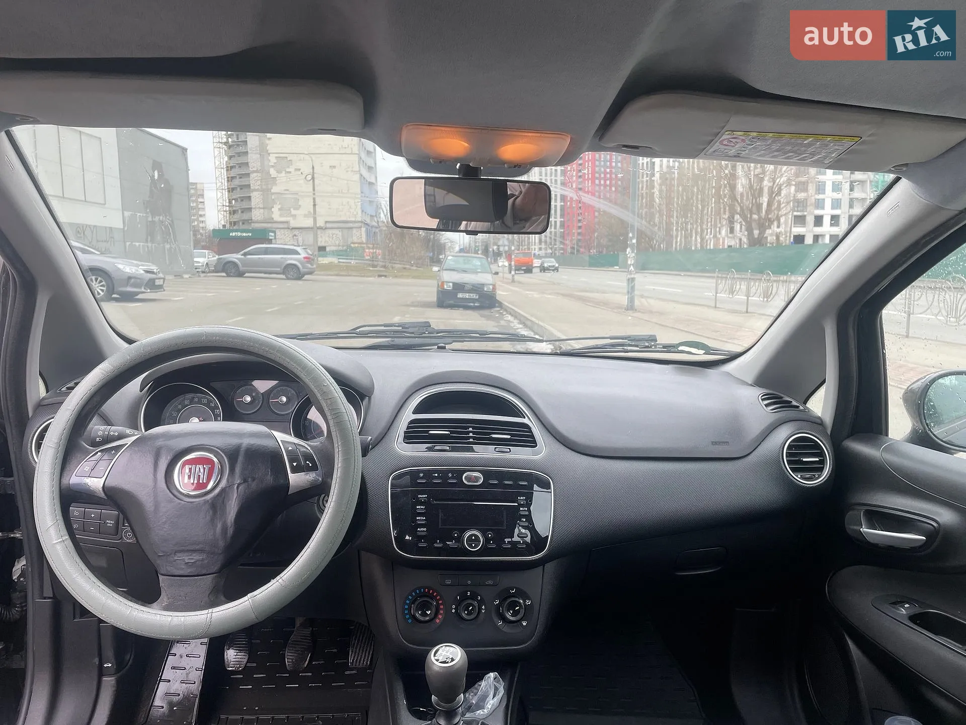 2012 Fiat Punto - мініатюра 11