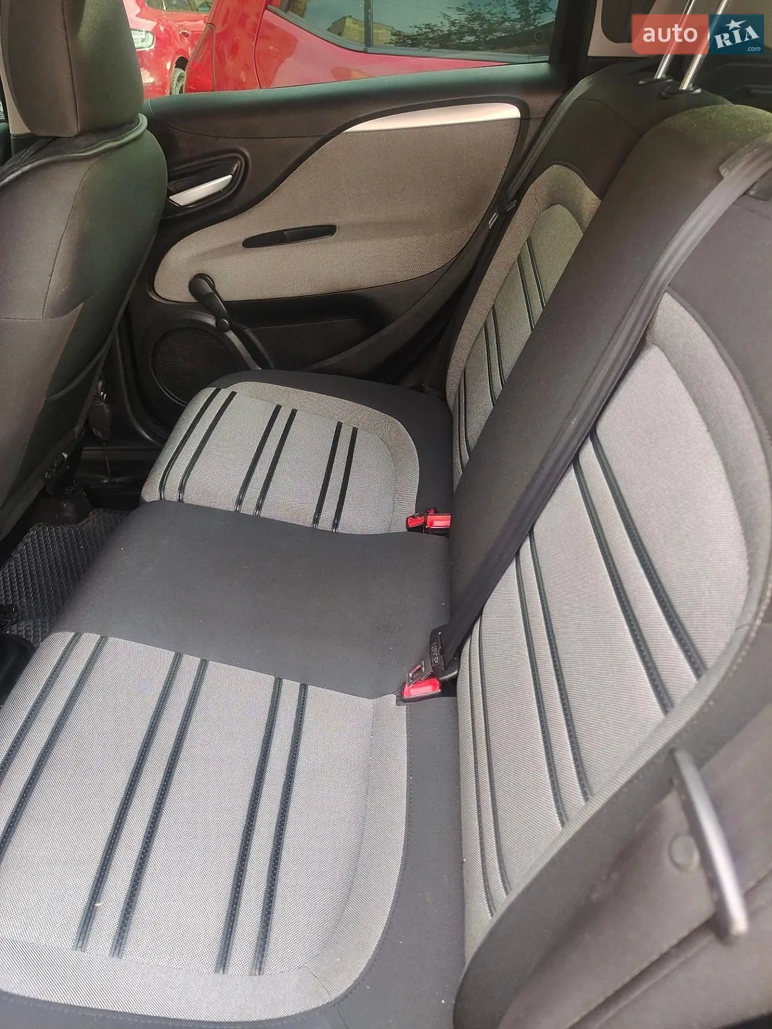 2011 Fiat Punto - мініатюра 7