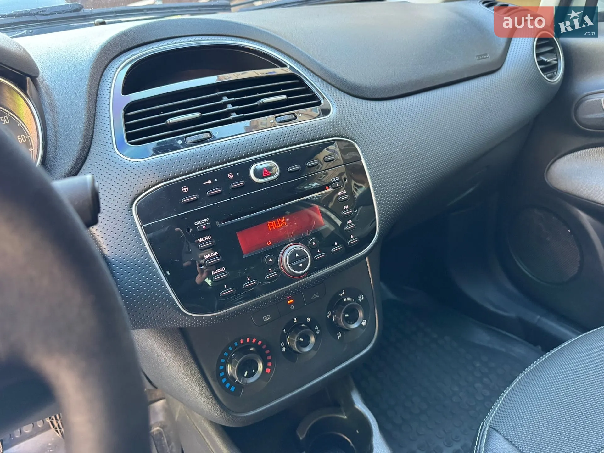 2010 Fiat Punto - мініатюра 13