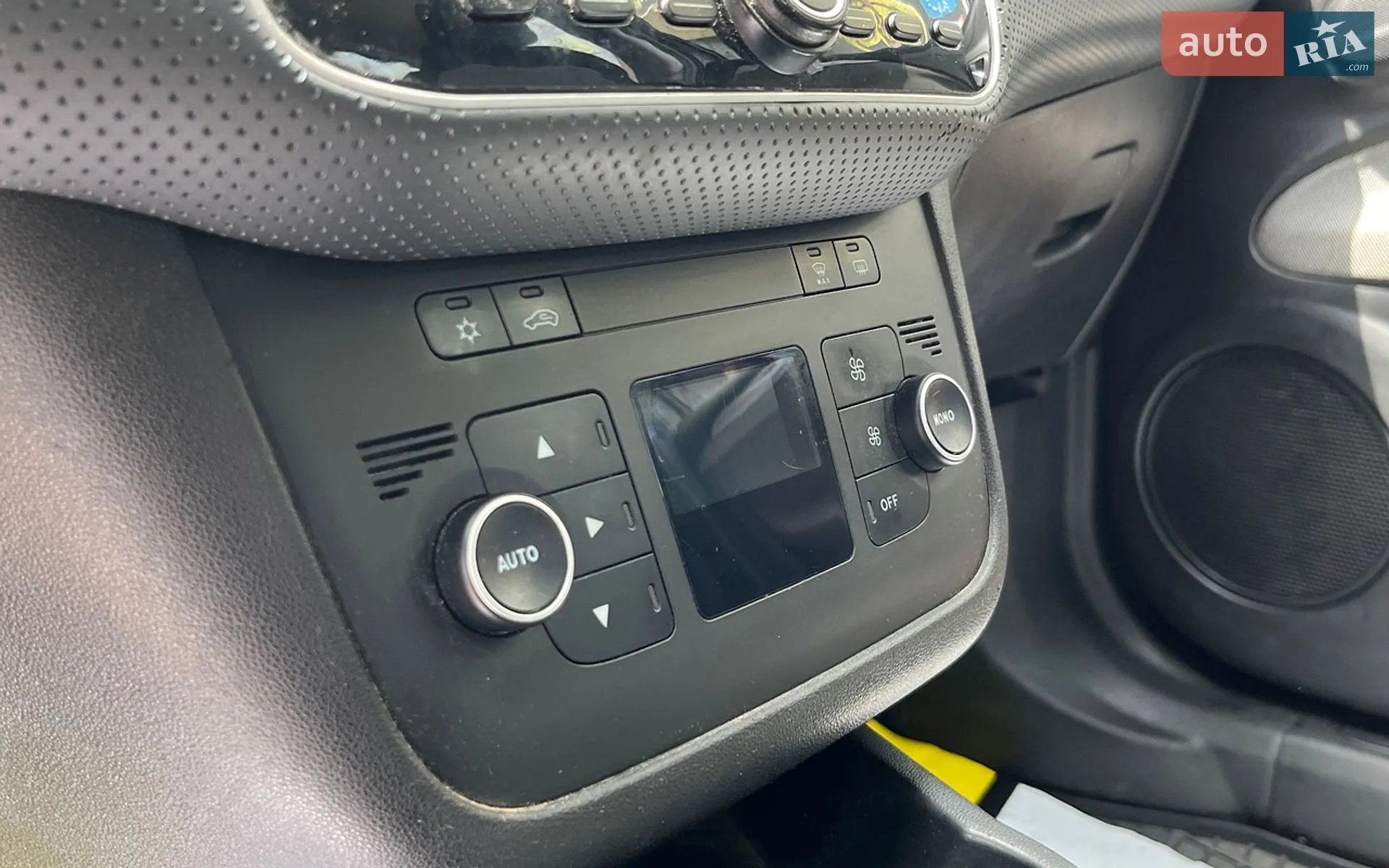 2011 Fiat Punto - мініатюра 19