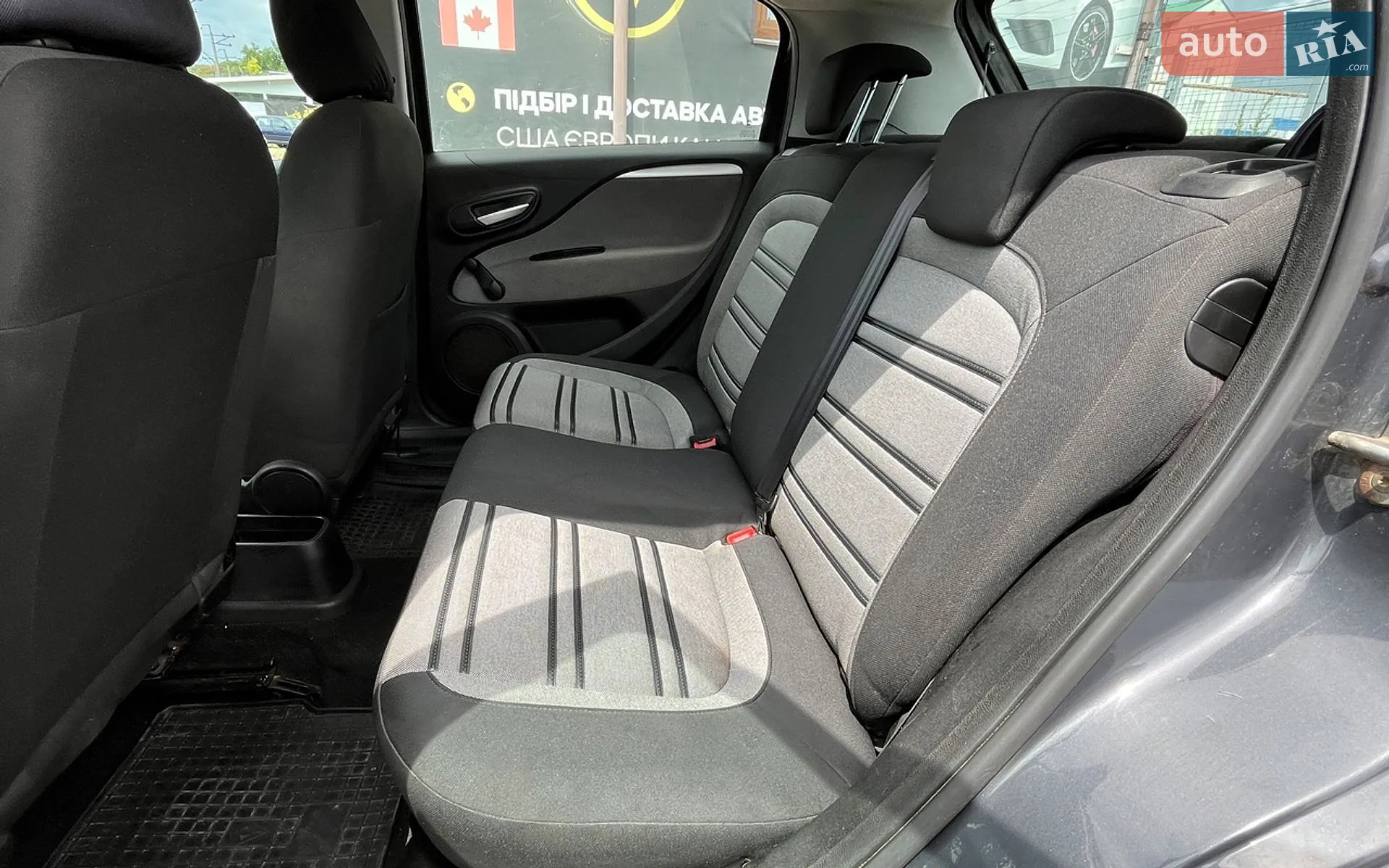 2011 Fiat Punto - мініатюра 24