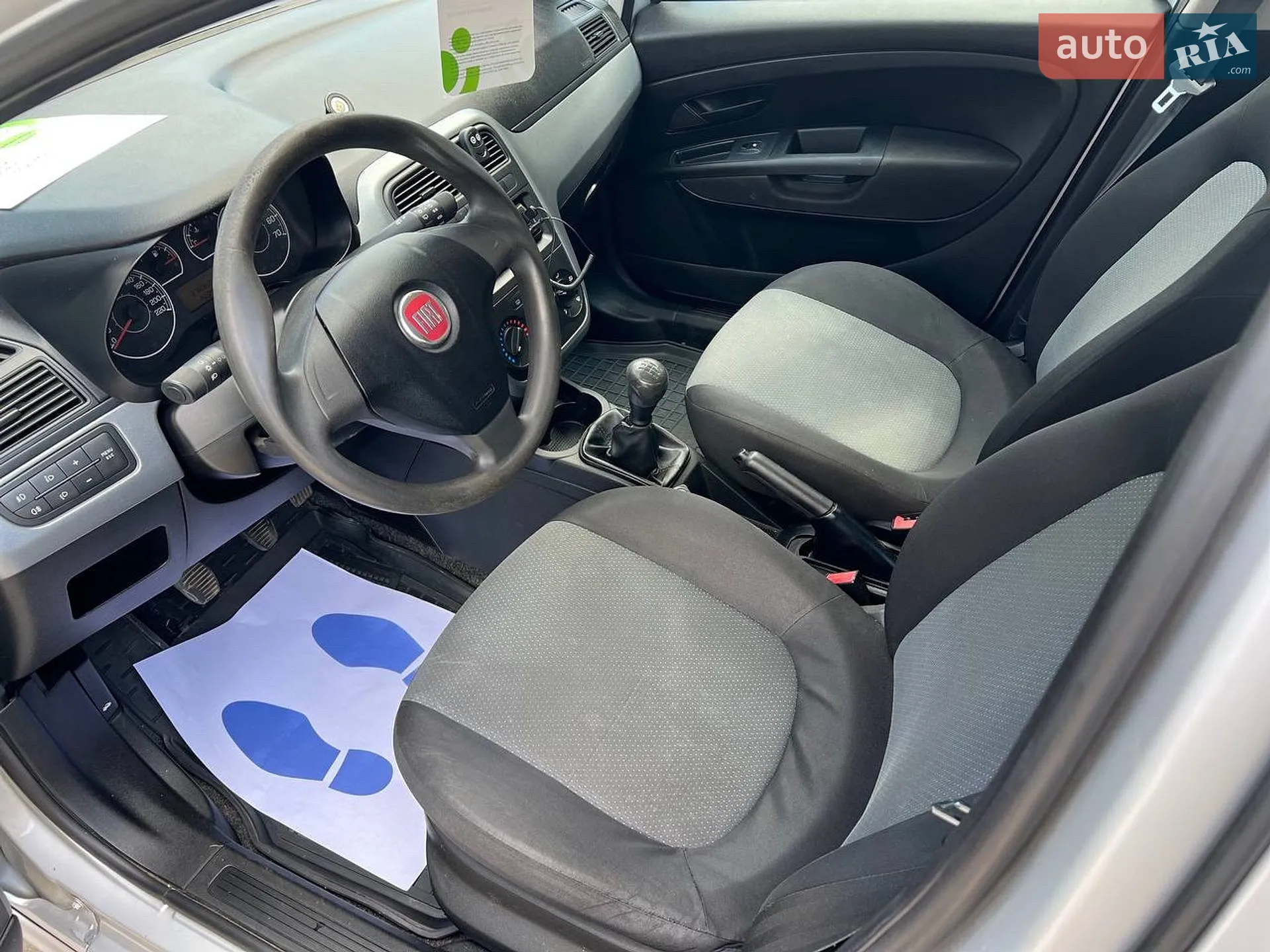 2010 Fiat Punto - мініатюра 10