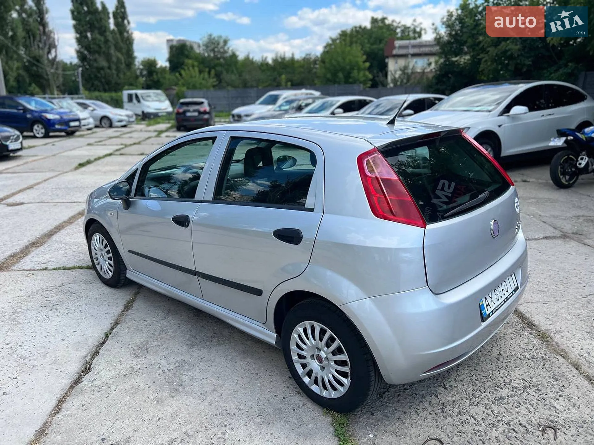 2010 Fiat Punto - мініатюра 9