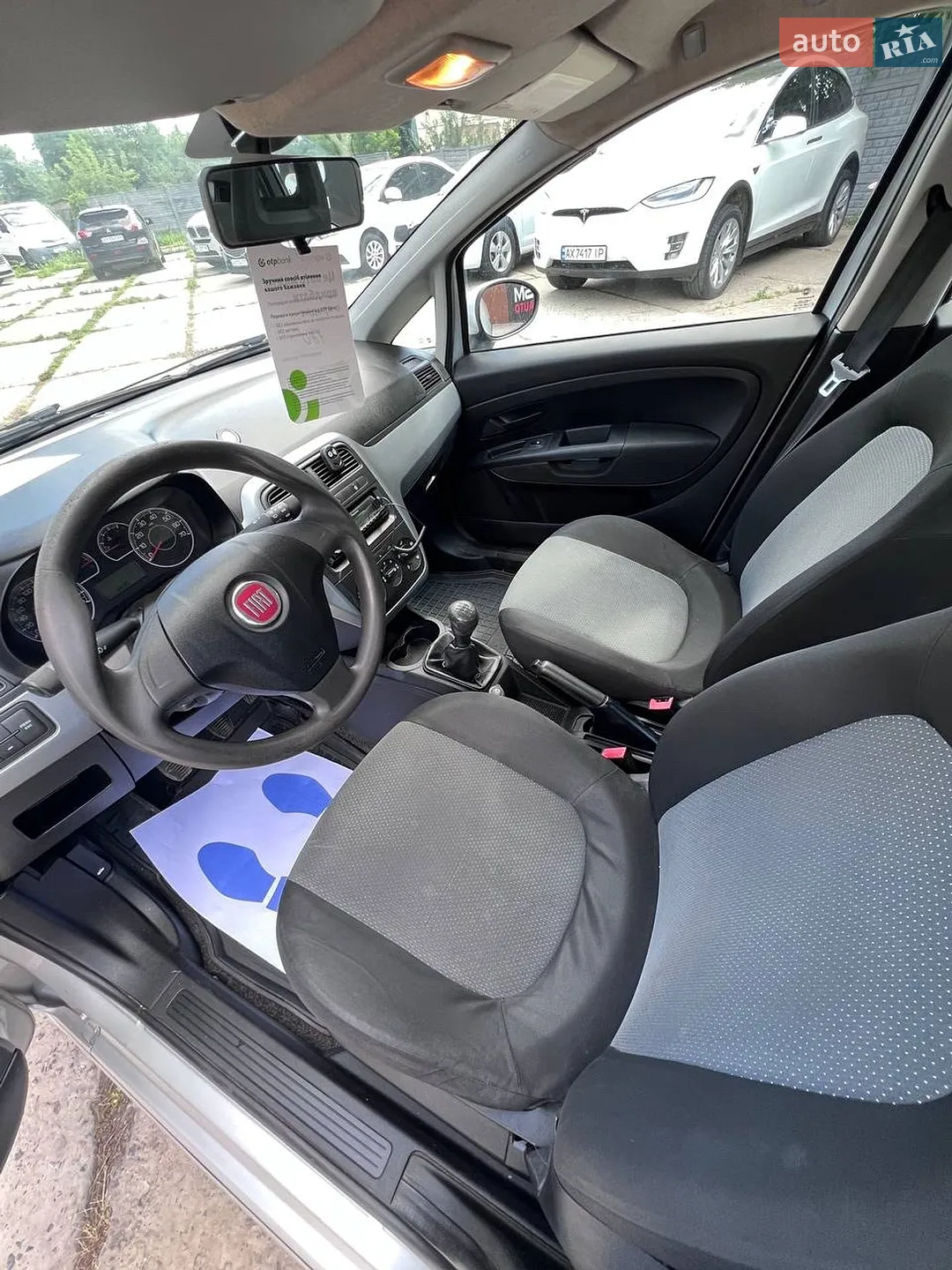 2010 Fiat Punto - мініатюра 16