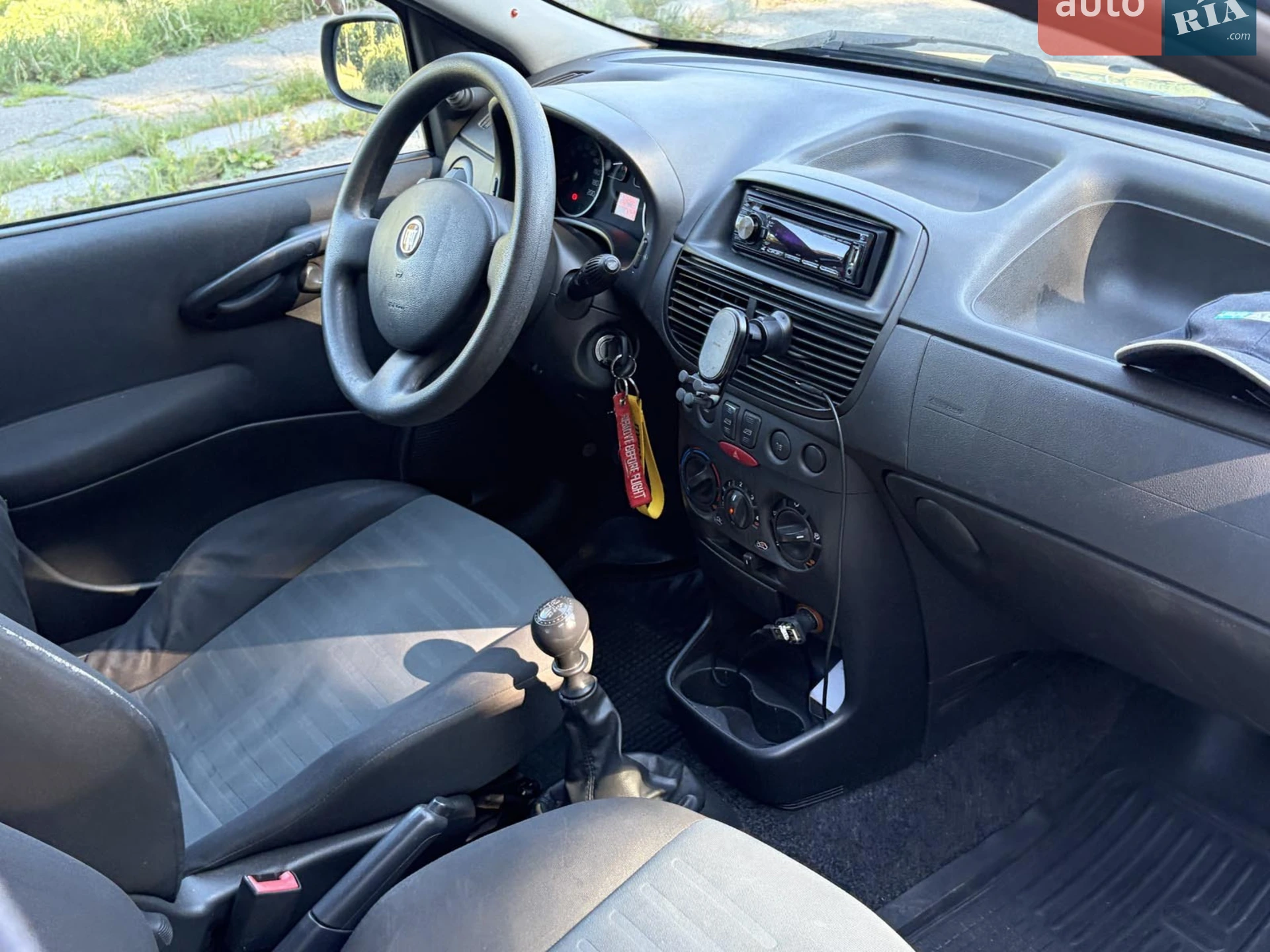 2011 Fiat Punto - мініатюра 23