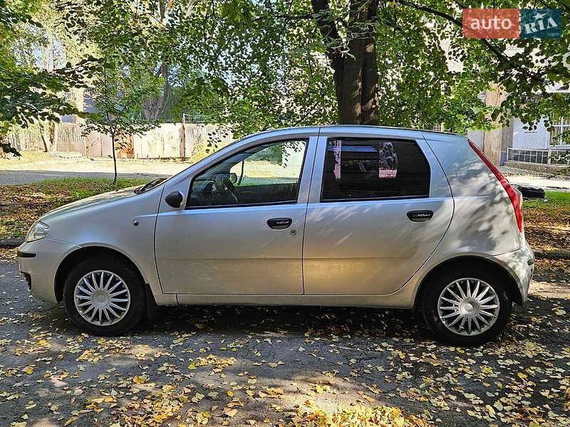 Хэтчбек Fiat Punto 2007 в Днепре
