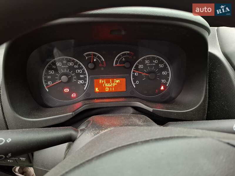Минивэн Fiat Qubo 2012 в Киеве фото 4 Минивэн Fiat Qubo 2012 в Киеве