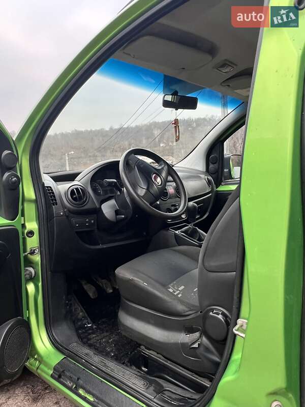 Минивэн Fiat Qubo 2010 в Каневе