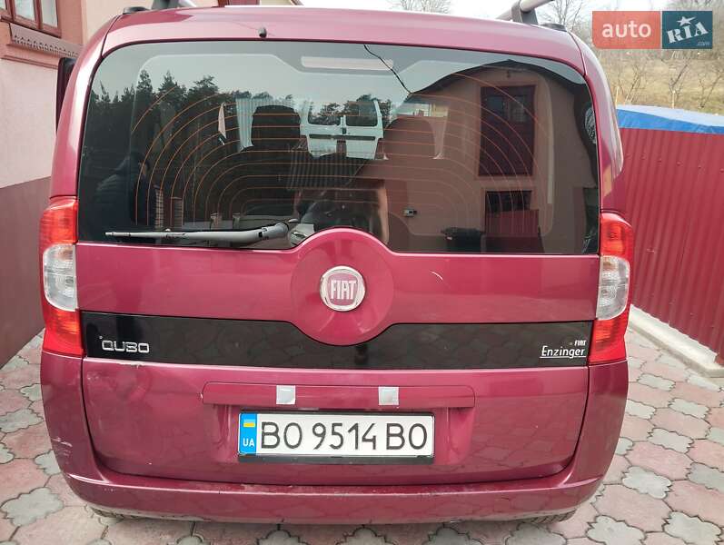 Мінівен Fiat Qubo 2011 в Почаєві