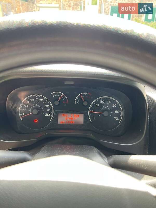 Минивэн Fiat Qubo 2013 в Ужгороде