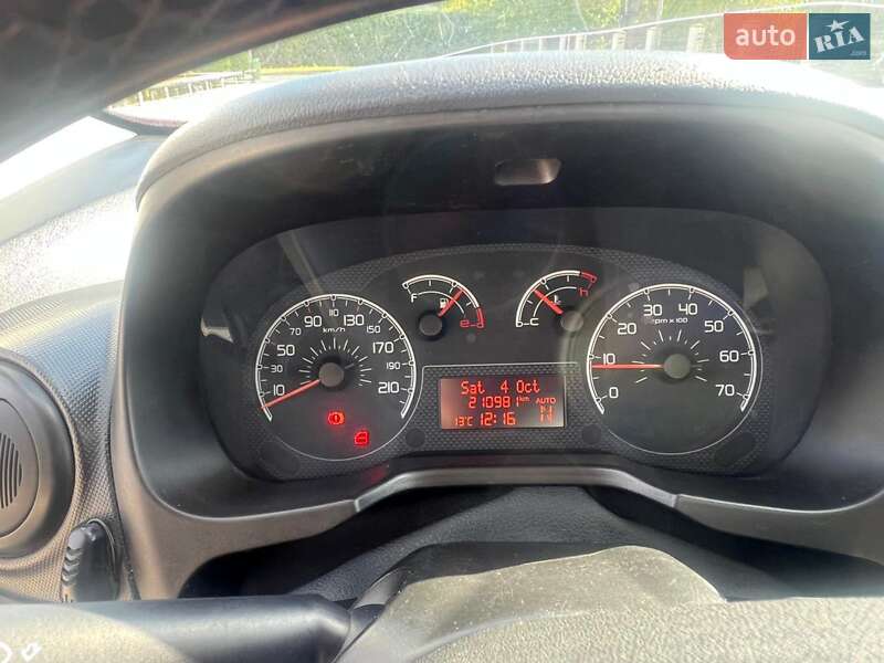 Минивэн Fiat Qubo 2011 в Киеве