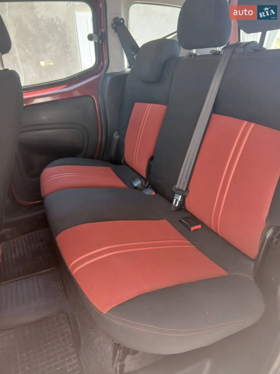 2011 Fiat Qubo - мініатюра 3