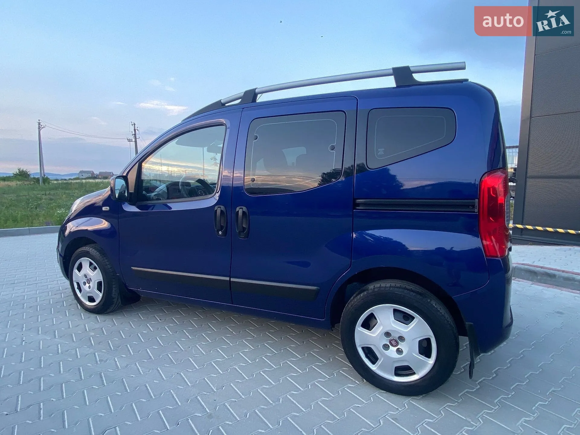 2017 Fiat Qubo - мініатюра 12