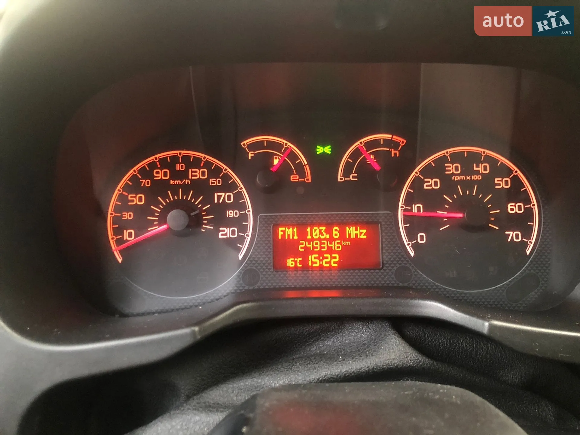 2014 Fiat Qubo - мініатюра 26