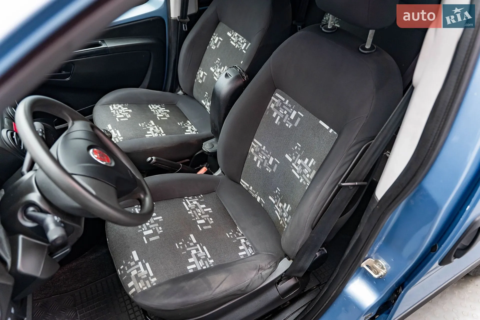 2013 Fiat Qubo - мініатюра 2