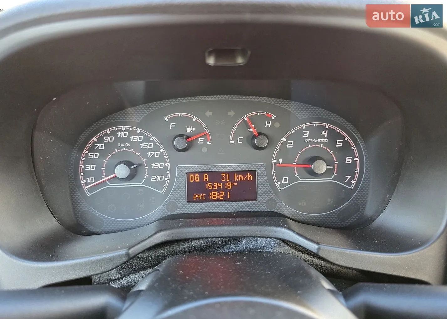 2017 Fiat Qubo - мініатюра 8