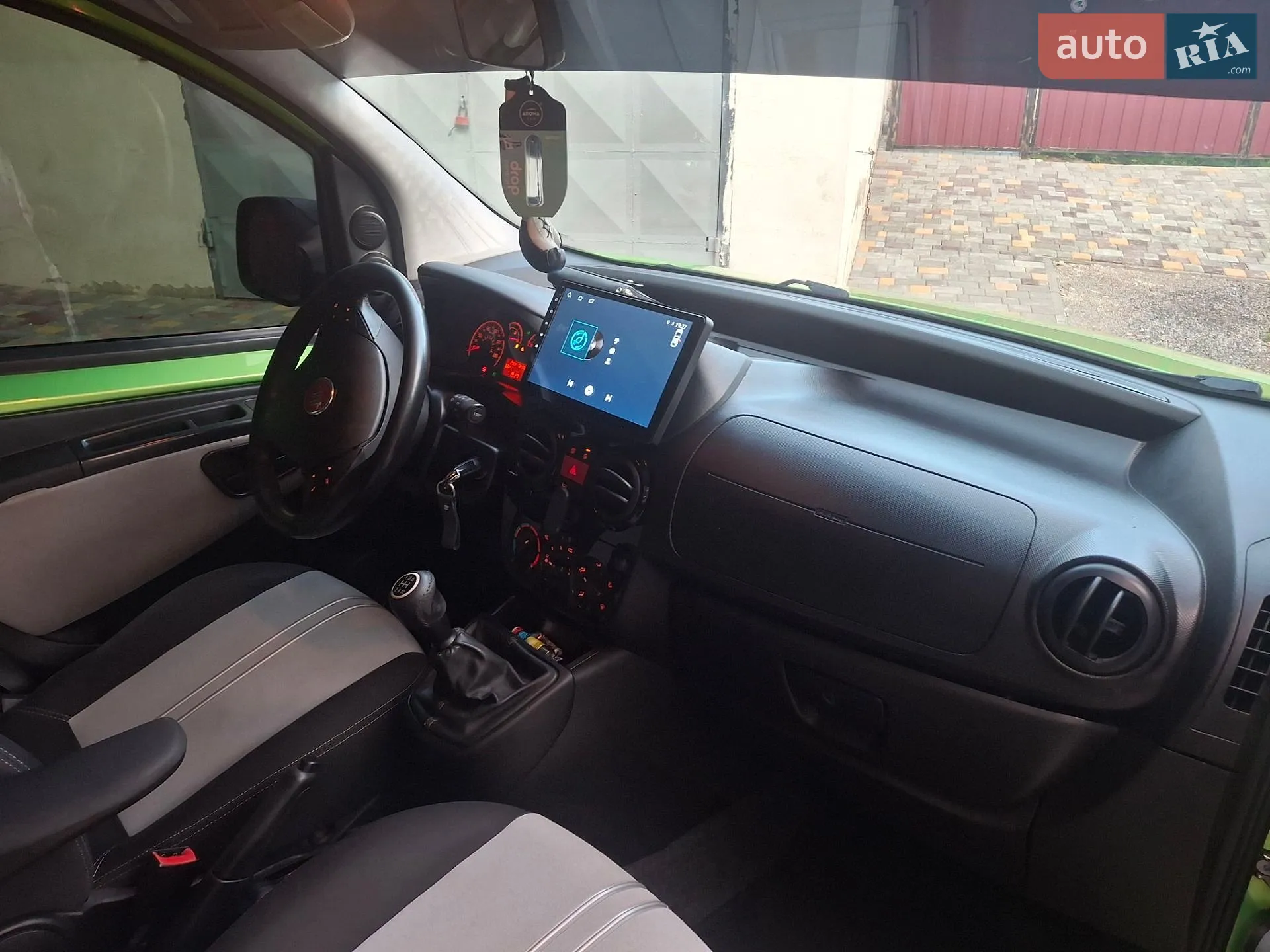 2011 Fiat Qubo - мініатюра 14
