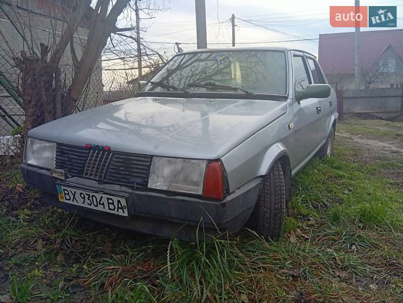 Седан Fiat Regatta 1987 в Дунаївцях