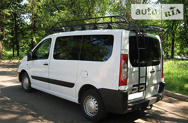 Грузопассажирский фургон Fiat Scudo 2007 в Кривом Роге