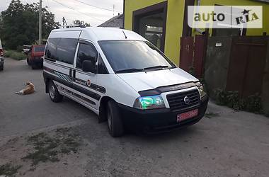 Грузопассажирский фургон Fiat Scudo 2005 в Новоархангельске