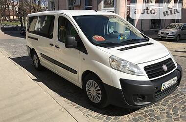 Вантажопасажирський фургон Fiat Scudo 2009 в 