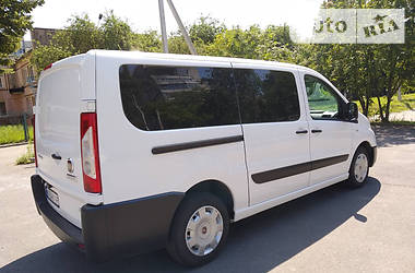 Вантажопасажирський фургон Fiat Scudo 2015 в Рівному