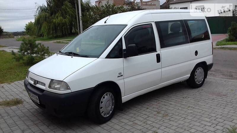 Минивэн Fiat Scudo 2001 в Луцке