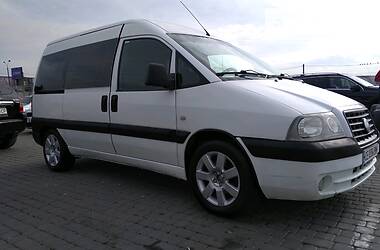 Мінівен Fiat Scudo 2005 в Чернівцях