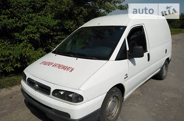 Минивэн Fiat Scudo 2003 в Звягеле