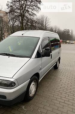 Мінівен Fiat Scudo 2003 в Рівному