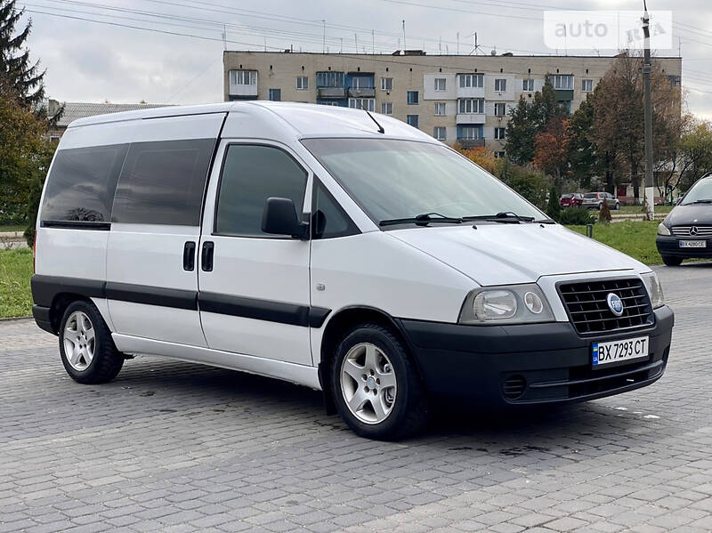 Минивэн Fiat Scudo 2005 в Теофиполе