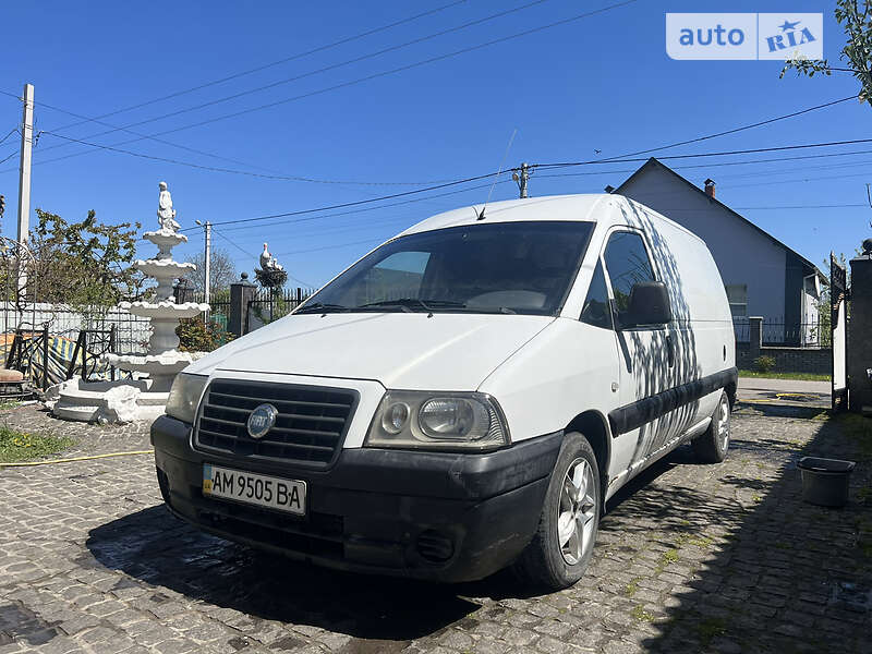 Грузовой фургон Fiat Scudo 2005 в 