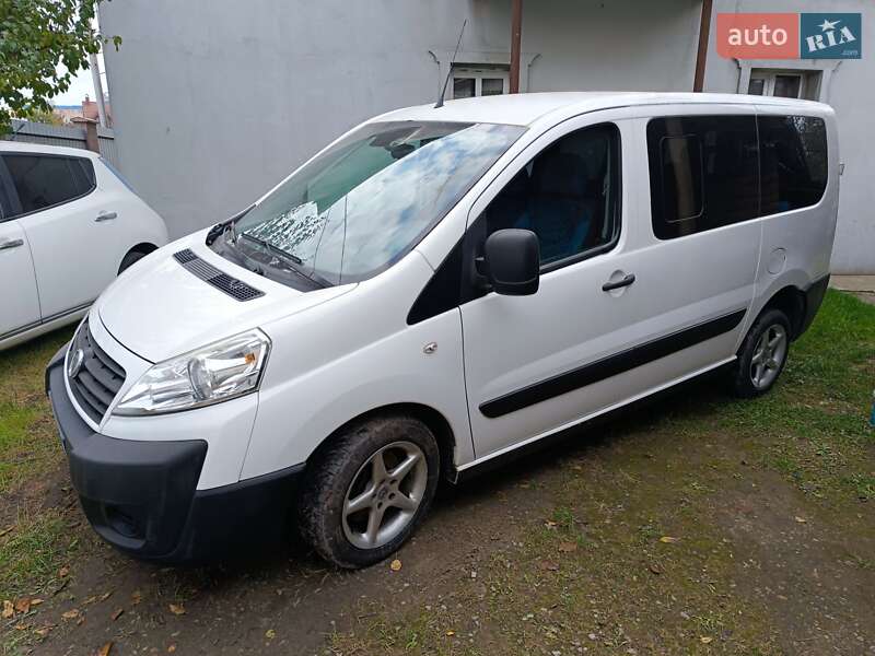 Минивэн Fiat Scudo 2010 в Ивано-Франковске