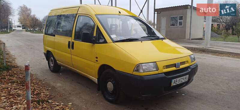 Минивэн Fiat Scudo 1998 в Ямполе