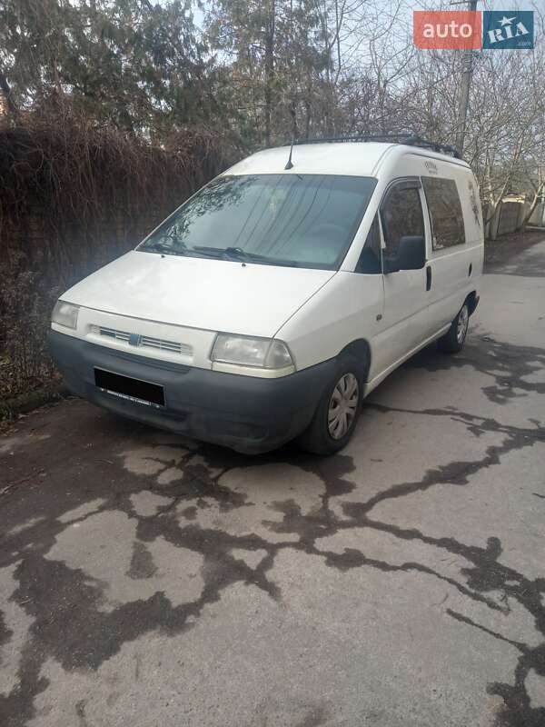 Грузопассажирский фургон Fiat Scudo 1998 в Виннице