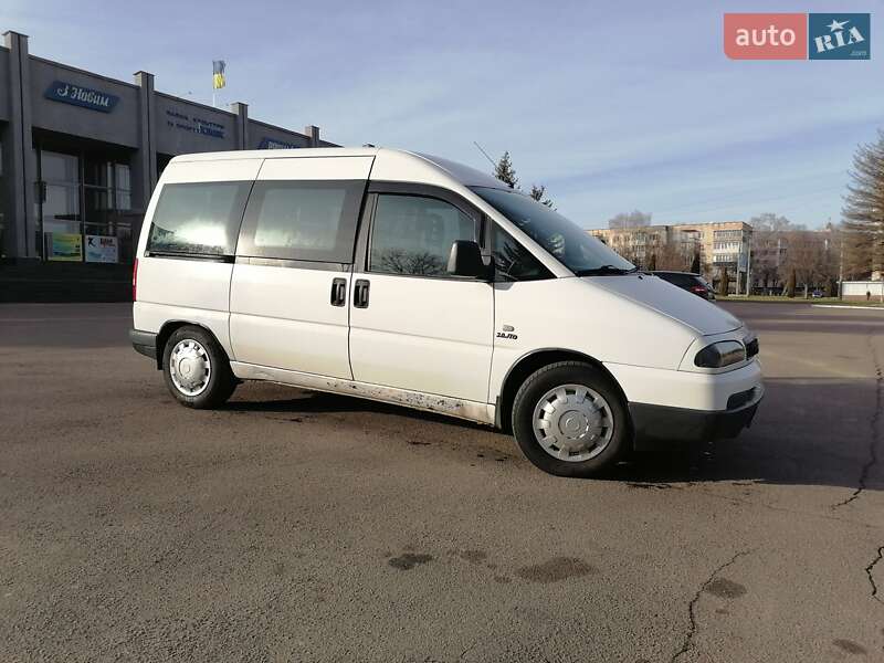 Мінівен Fiat Scudo 2003 в Рівному