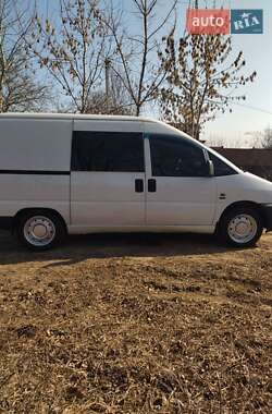 Грузопассажирский фургон Fiat Scudo 2000 в Виннице