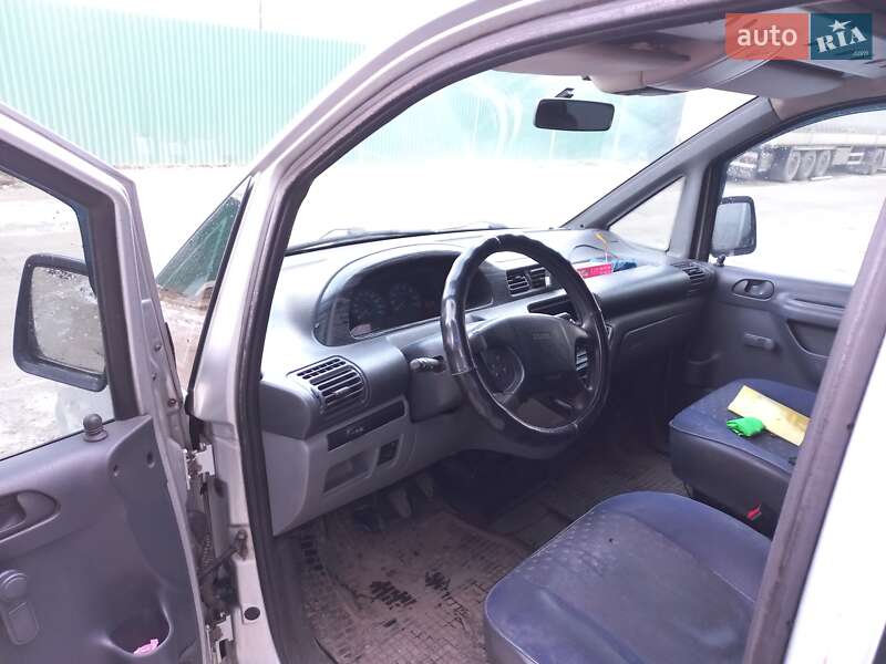 Вантажний фургон Fiat Scudo 2004 в Львові