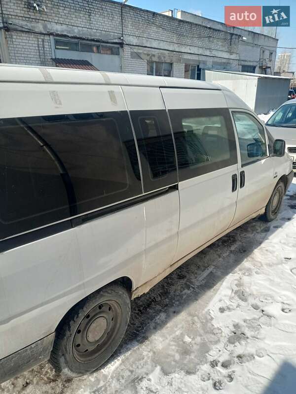 Минивэн Fiat Scudo 2002 в Киеве