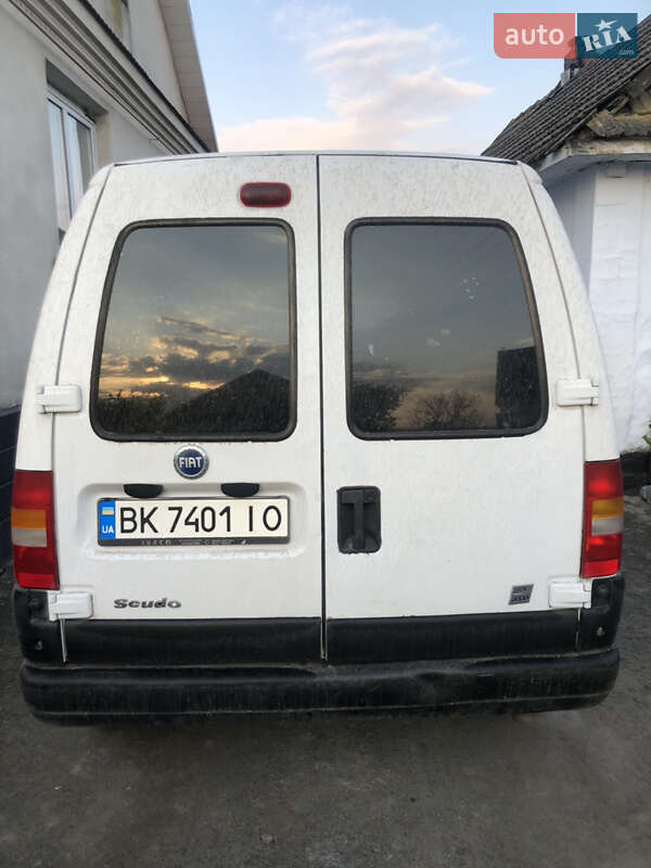 Минивэн Fiat Scudo 2006 в 