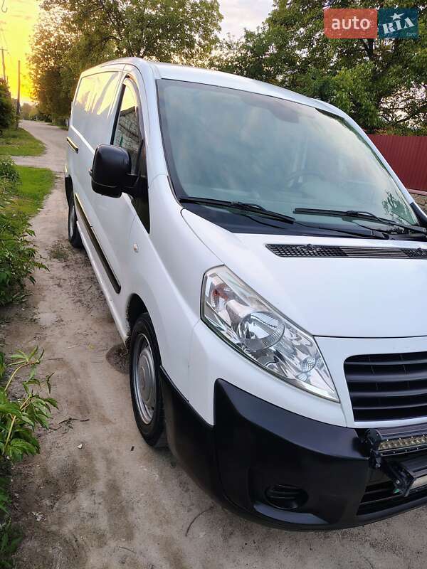 Грузовой фургон Fiat Scudo 2011 в Тульчине