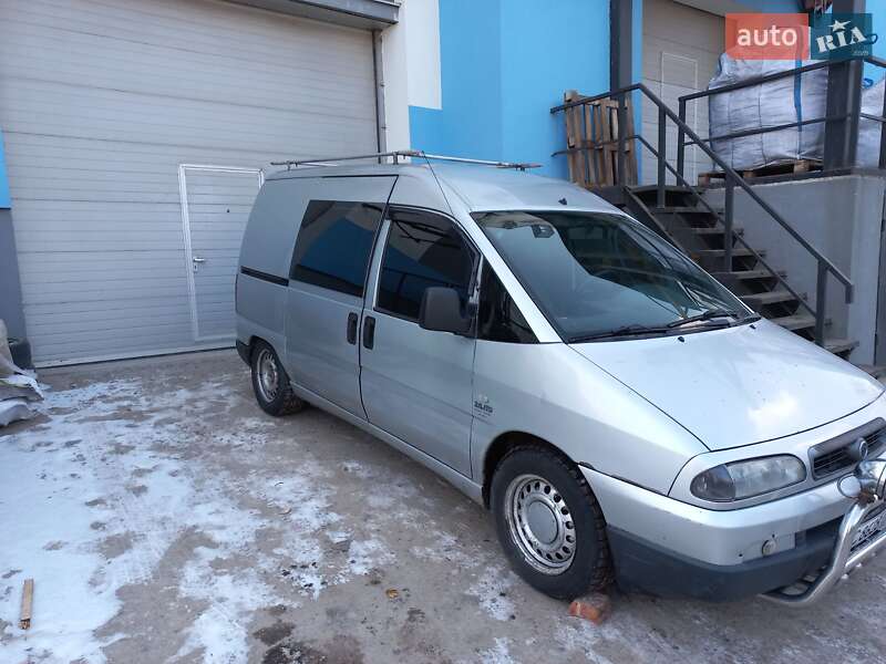 Минивэн Fiat Scudo 2004 в Львове