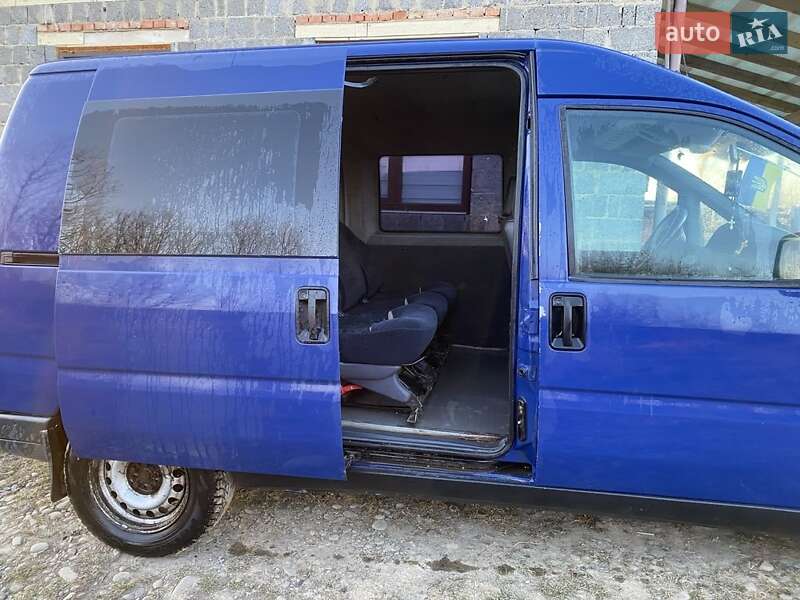 Мінівен Fiat Scudo 2002 в Стрию