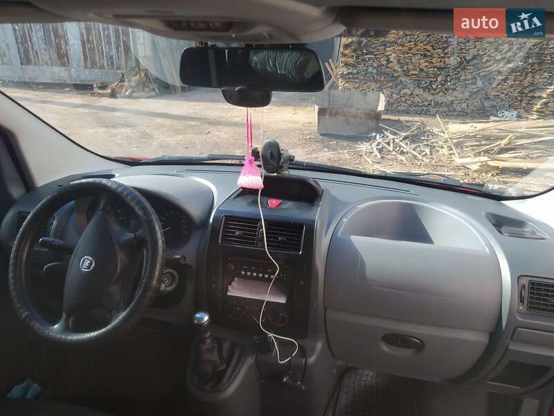 Мінівен Fiat Scudo 2007 в Чернігові