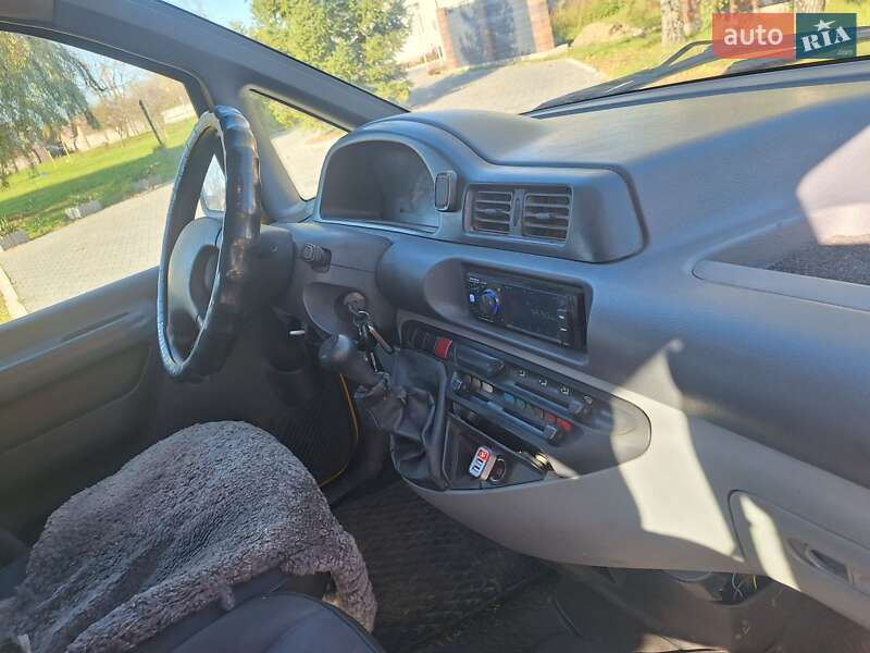 Минивэн Fiat Scudo 2003 в Черновцах