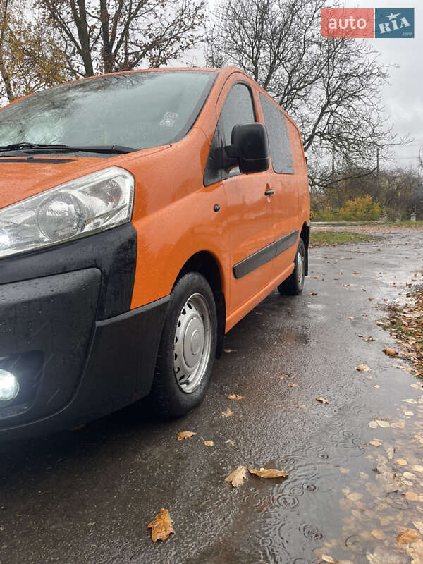 Вантажний фургон Fiat Scudo 2008 в Дубні