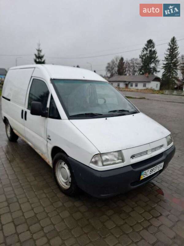 Вантажний фургон Fiat Scudo 2002 в Самборі