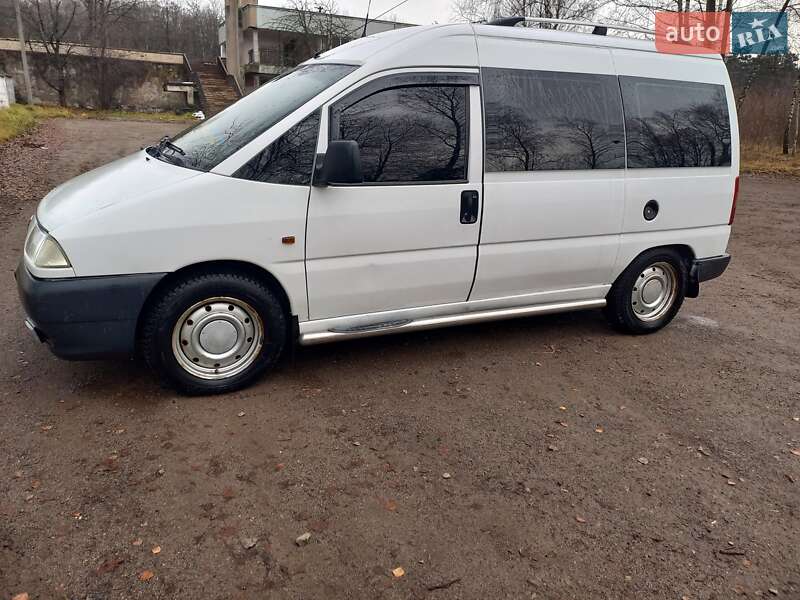 Минивэн Fiat Scudo 2000 в Новояворовске