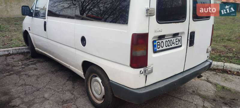Минивэн Fiat Scudo 1997 в Карловке
